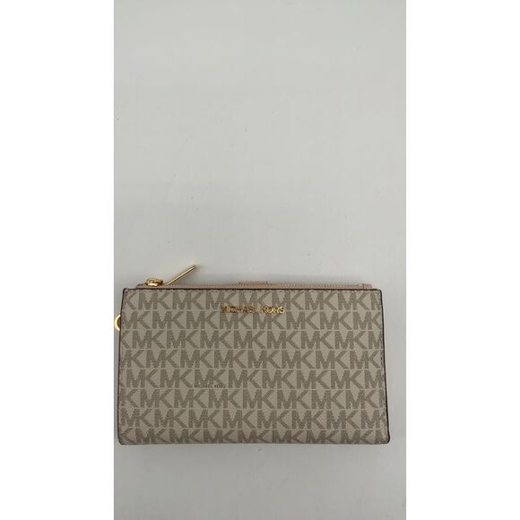 Michael Kors Pink Wallet - Picture 1 of 2